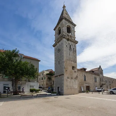 Fjaka Stone House Apartment Kastela