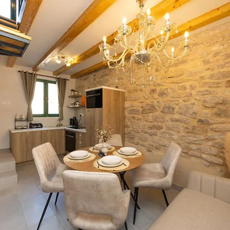 Fjaka Stone House 아파트 Kaštela